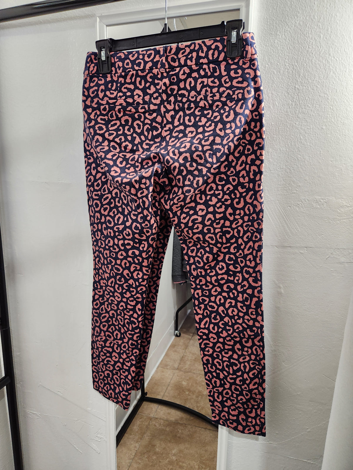 Old Navy Pixie Ankle Pants