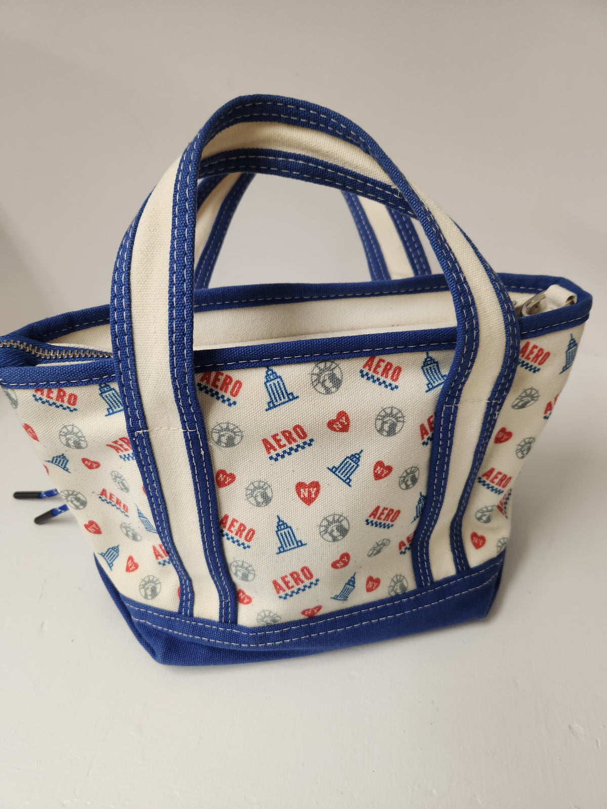 Aeropostale Special Edition New York Crossbody Bag