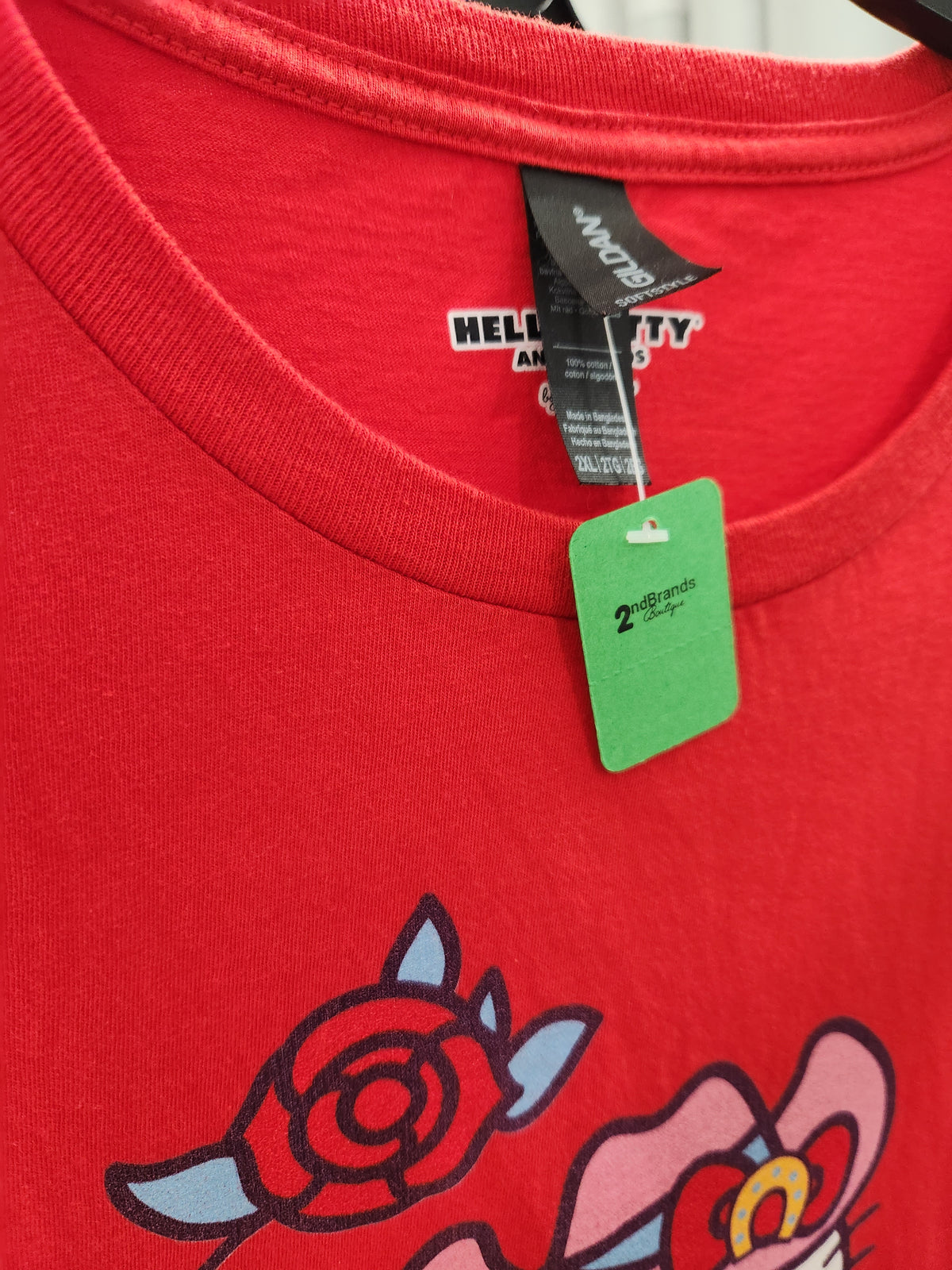 Hello Kitty Graphic T-Shirt