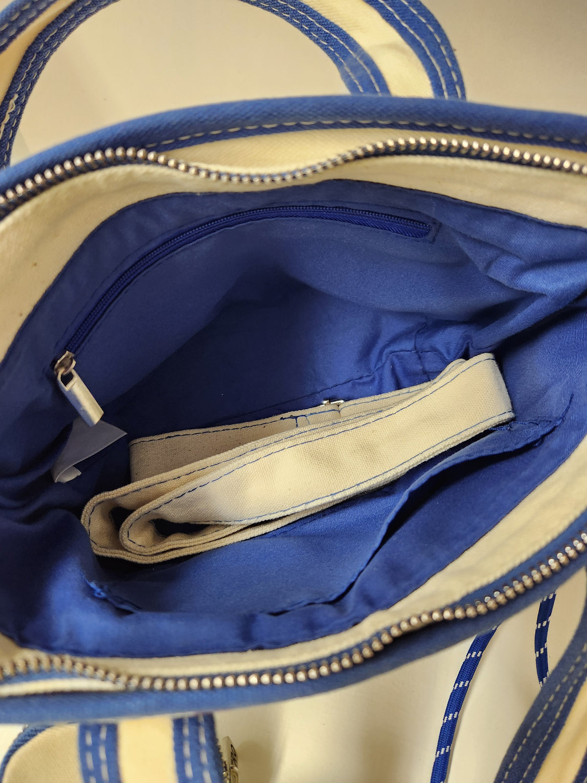 Aeropostale Special Edition New York Crossbody Bag