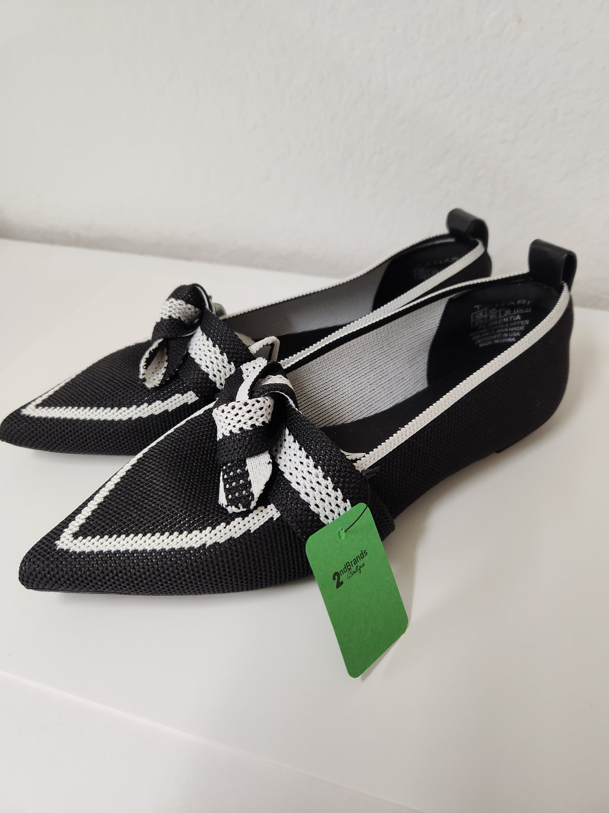 Tahari Florentia Pointed Toe Knit Loafer